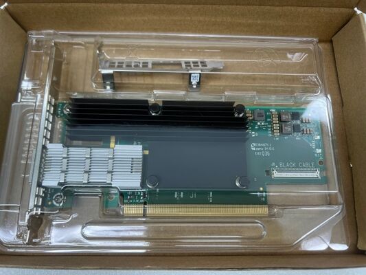 NVIDIA ConnectX-6 MCX653105A-HDAT 200Gb/s HDR InfiniBand Adapter voor HPC AI Datacenter Cluster