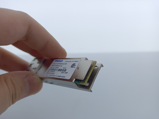 De originele Finisar-Toepassingen van ftlc1157rgpl6-FB 2km 100G CWDM4 QSFP28 met FEC