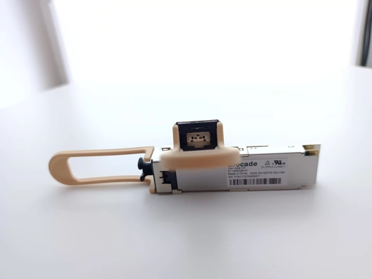 Brocade 57-1000326-01 XBR-100G-SR4-0288 100GBASE-SR4 100m 850nm QSFP+ Transceivermodule