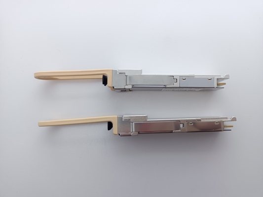 Brocade 57-1000326-01 XBR-100G-SR4-0288 100GBASE-SR4 100m 850nm QSFP+ Transceivermodule